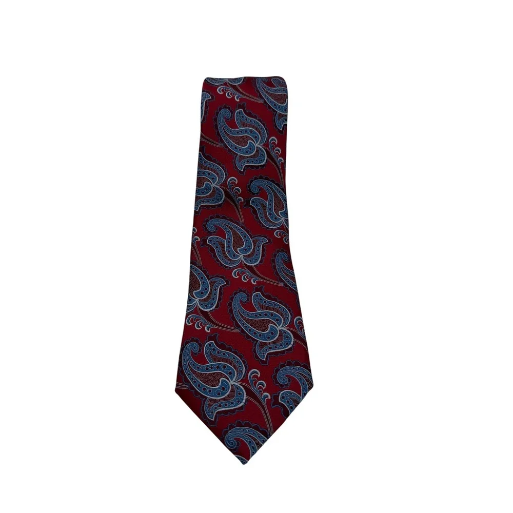 Ermenegildo Zegna Red Blue Paisley Silk Tie Made in Italy EZD42480‎ (TC5) NWTs